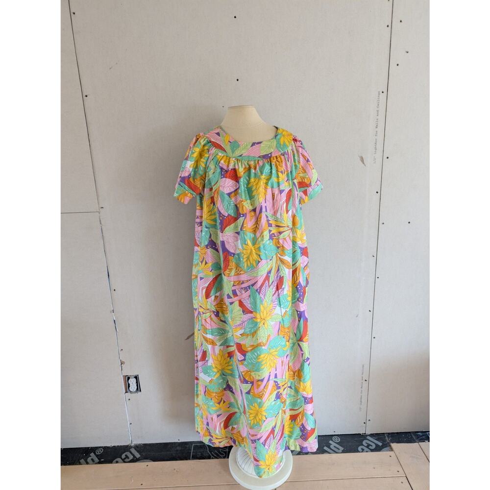 Vintage Sears 100% Cotton Floral Tropical Print Colorful Misses Large L(16-18) M